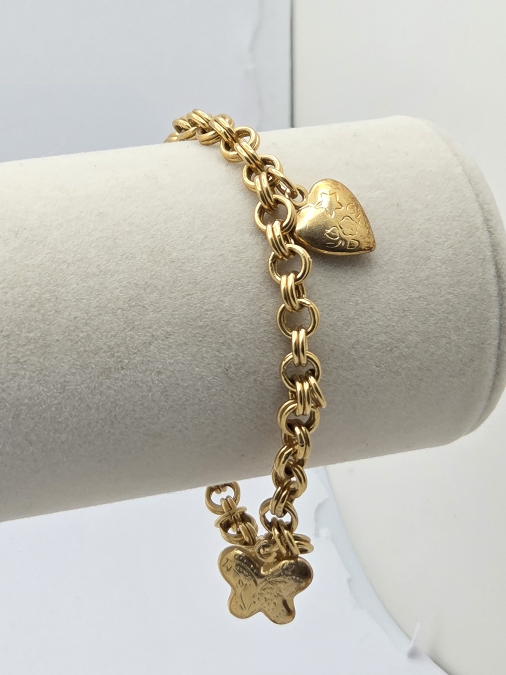Vintage Avon Gold Tone Charm Bracelet Heart & Butterfly 7" - Picture 2 of 11